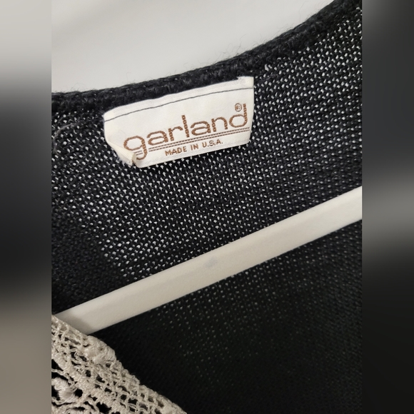 70s/80's Vintage Sweater - Picture 2 of 4